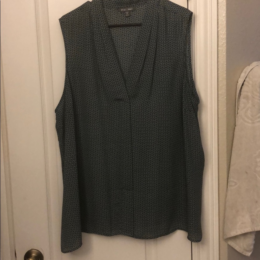 Sleeveless blouse